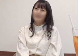 【素人／個撮】27歳大人の色気溢れる茶髪ロングの彼氏持ち美女OL。ドM美乳スレンダーBODY疼かせヨガリ淫れる中出しセックス。
