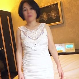 無愛想で常に不機嫌に見えるようなB〇A(49) 不倫SEXでメス顔を浮かべ、抱き着きながらイってまるで乙女！？不倫中出しまで悦んで夫婦関係破綻でしょう…。