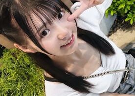 【FC2基格外録】清純派人気アイドル降臨。US管理版送付となる完全顔出し・男2名からの極小膣拡張級乱交・妊娠必須性交までの断売FC2作品公開。