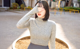 222408グラビア系美女と中出しPtoMセックス！